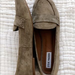 Steve Madden Loafers -- Never worn -- Tan -- sz 10
